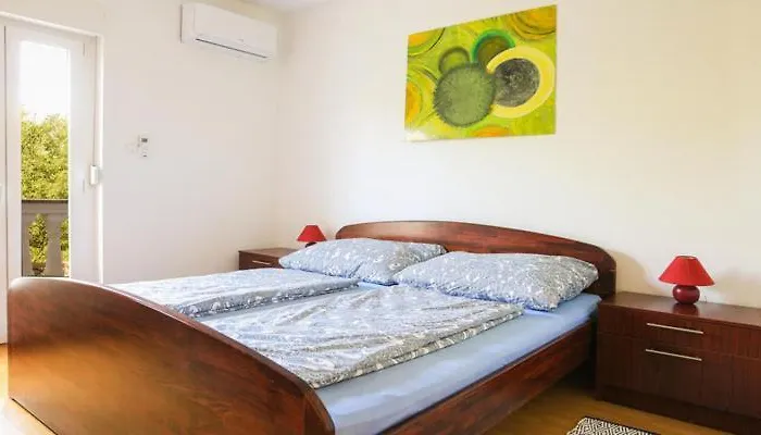 Seaview Anita With Two Bedrooms And Private Pool Apartment *