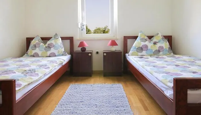 Seaview Anita With Two Bedrooms And Private Pool