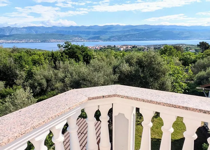 Seaview Anita With Two Bedrooms And Private Pool *